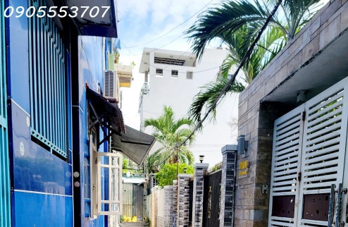 Nhà 3 tầng đường TRẦN CAO VÂN, TP Đà Nẵng, Diện tích ~60m2, Kiệt ô tô đi vào 3 cái nhà, mà giá chỉ 2,xx tỷ